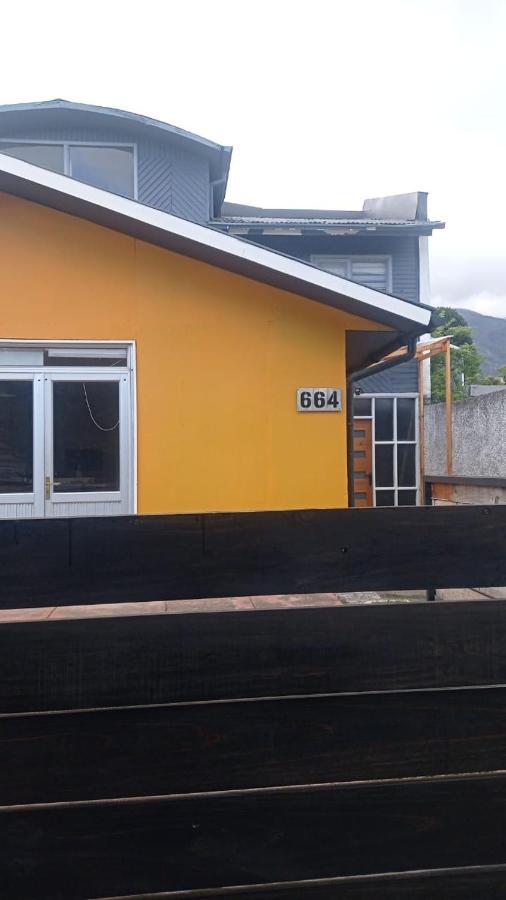 Hostal Sur Y Magia Coyhaique Exterior foto